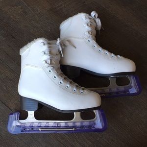 Soft Skate by Jackson Ice Skates